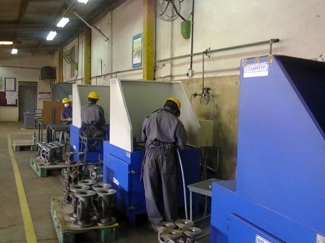 Grinding dust collection